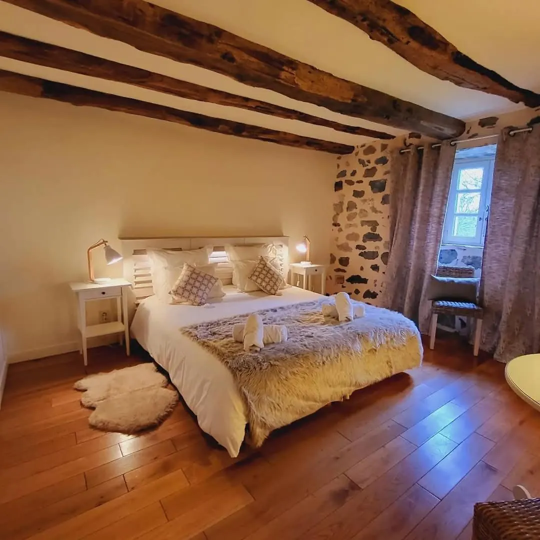 Le Mas De Rigoulac 5 Chambres D'Hotes & Spa Sur Reservation Bouyssounouse Bed & Breakfast