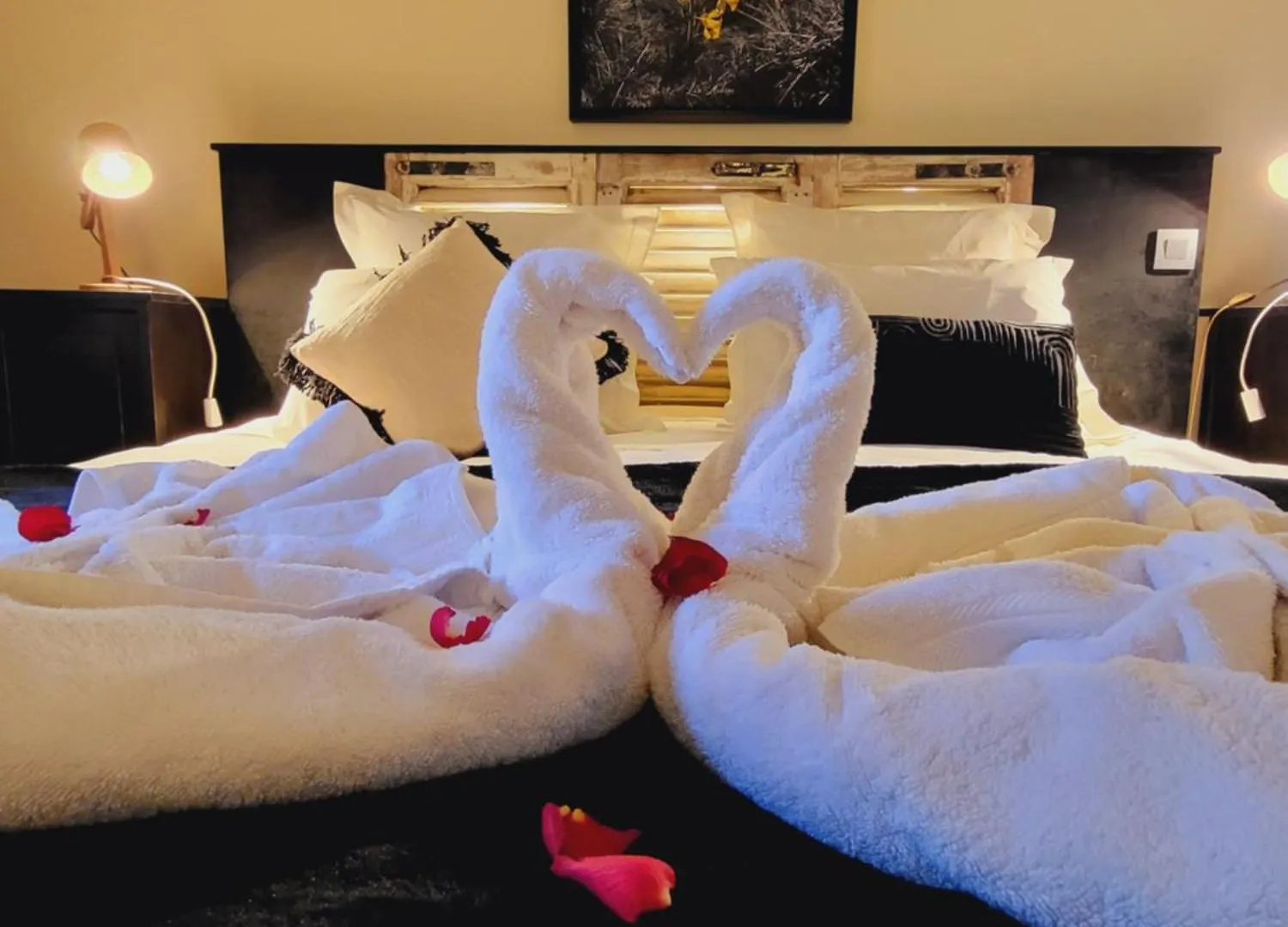 Le Mas De Rigoulac 5 Chambres D'Hotes & Spa Sur Reservation Bouyssounouse Bed & Breakfast
