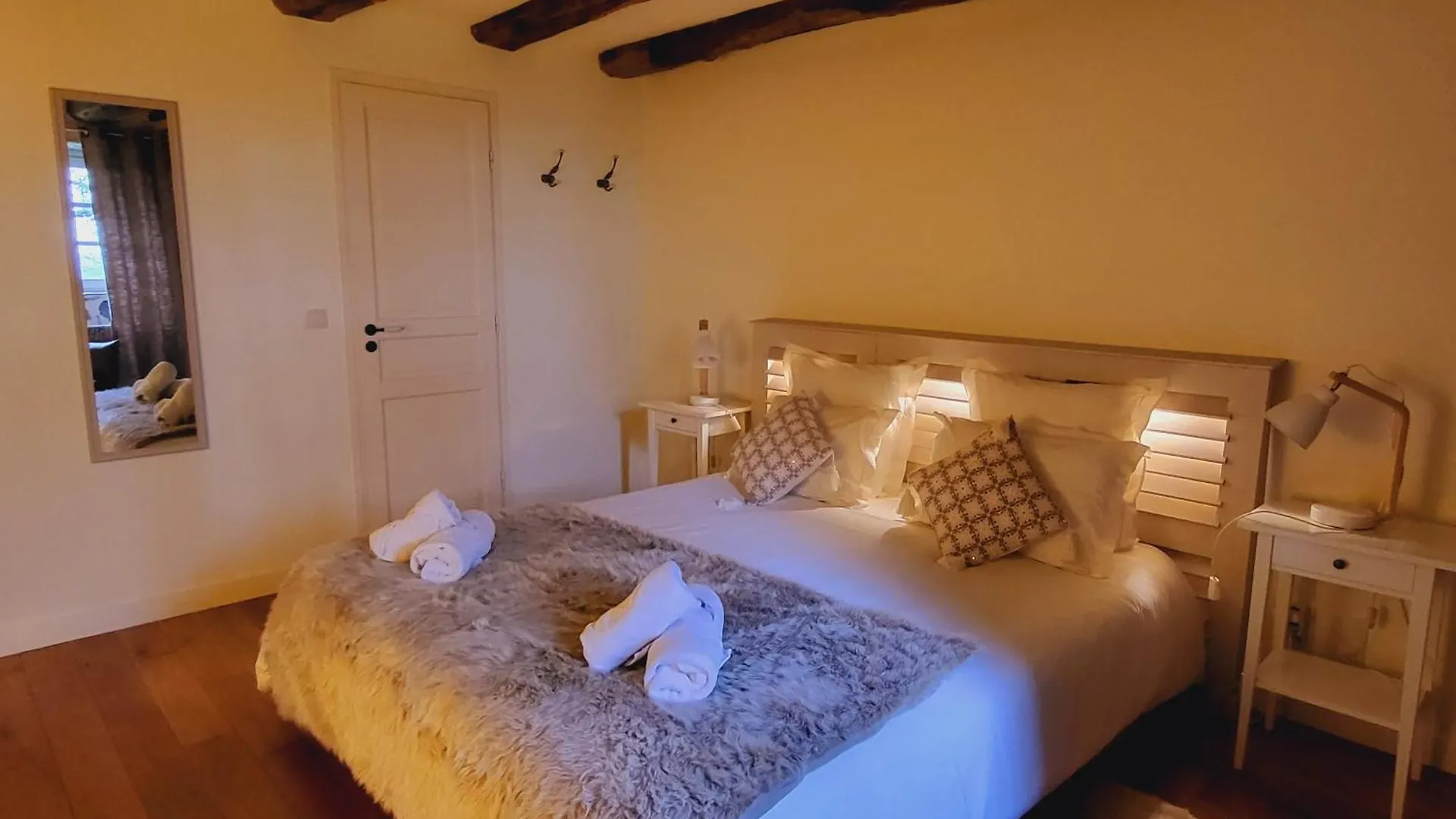 Le Mas De Rigoulac 5 Chambres D'Hotes & Spa Sur Reservation Bouyssounouse Bed & Breakfast
